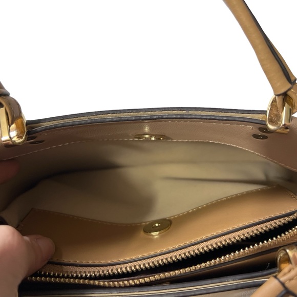 Foxer - Womens Two Toned Shoulder Purse - Picture 10 of 15